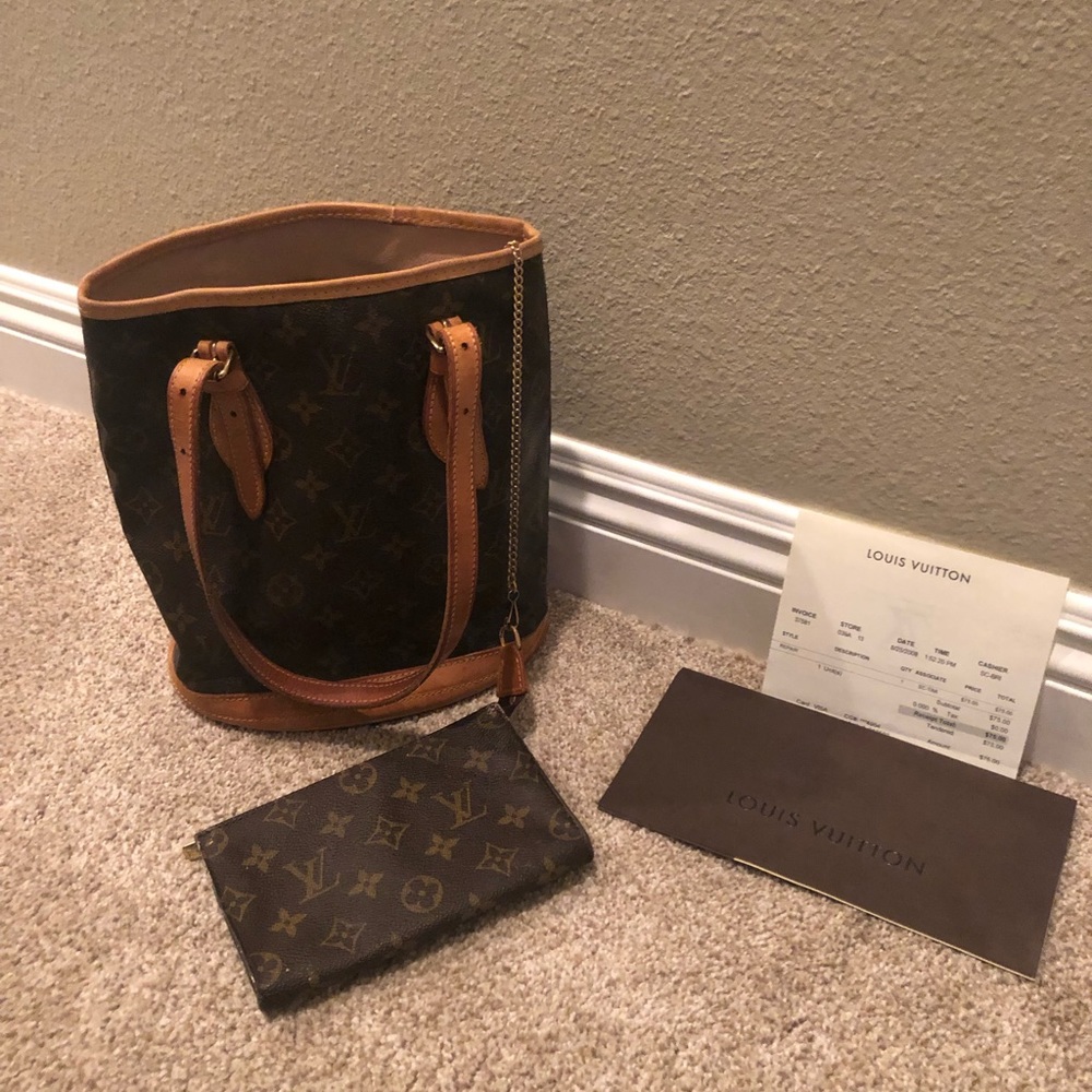 Authentic Louis Vuitton Monogramed Petit Bucket